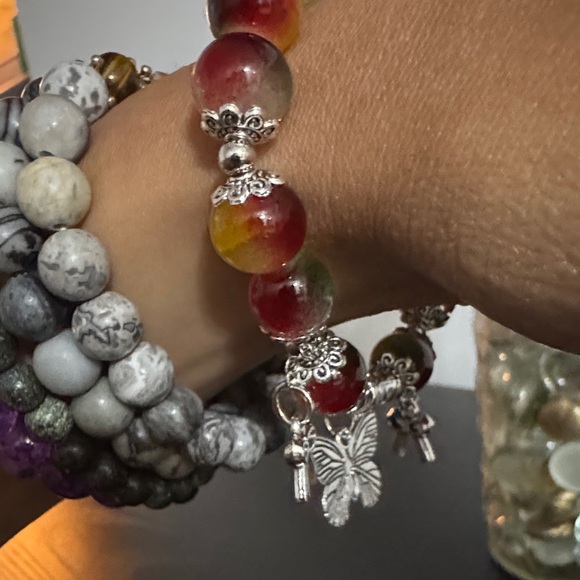 ✨2/$14 Colorful Beaded Bracelet with Charms - Picture 2 of 5